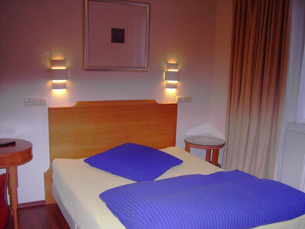 Hotel Hessisches Haus Rossdorf  Zewnętrze zdjęcie