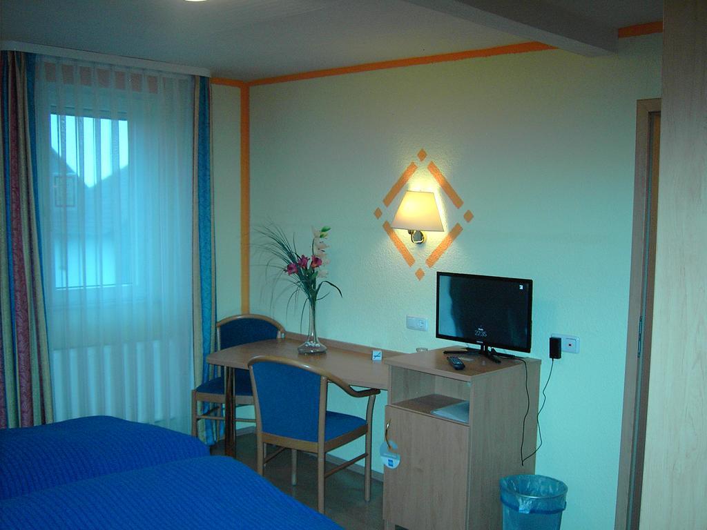 Hotel Hessisches Haus Rossdorf  Zewnętrze zdjęcie