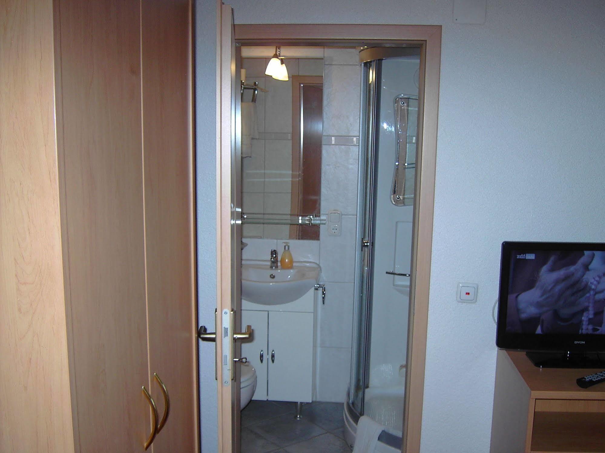 Hotel Hessisches Haus Rossdorf  Zewnętrze zdjęcie